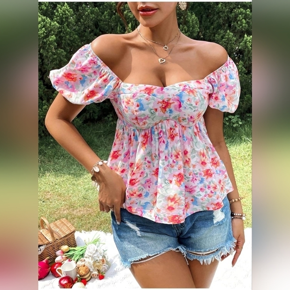 SHEIN Floral Print Sweetheart Neck Ruffle Blouse Top Short Puff Sleeves Size 6